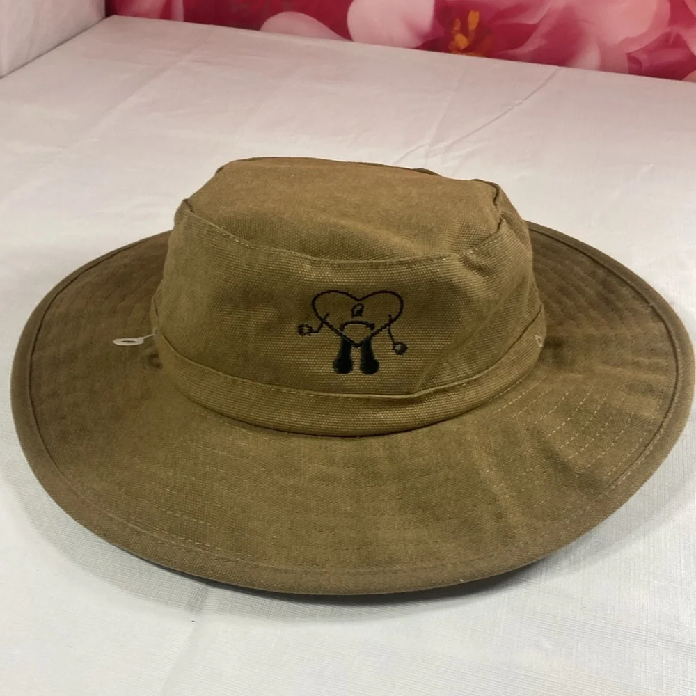 Bad Bunny bucket hat - Picture 3 of 6